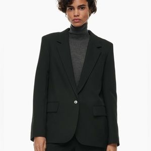 Aritzia Wilfred Generation Blazer in Black